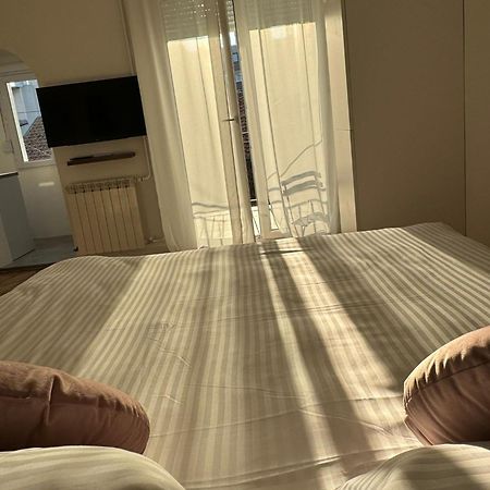 Balconia Sunny Apartment In Centre Of 베오그라드 외부 사진