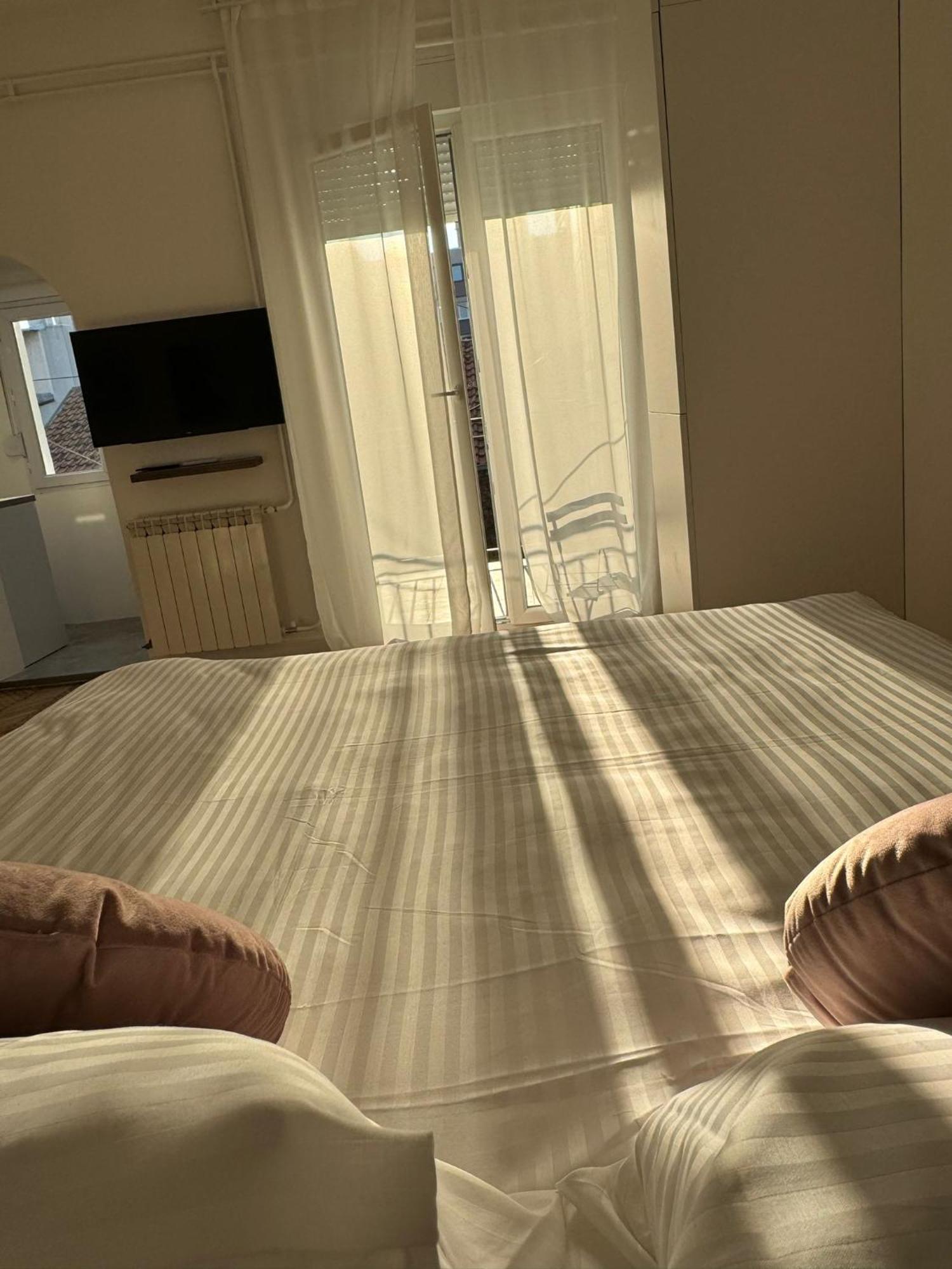 Balconia Sunny Apartment In Centre Of 베오그라드 외부 사진